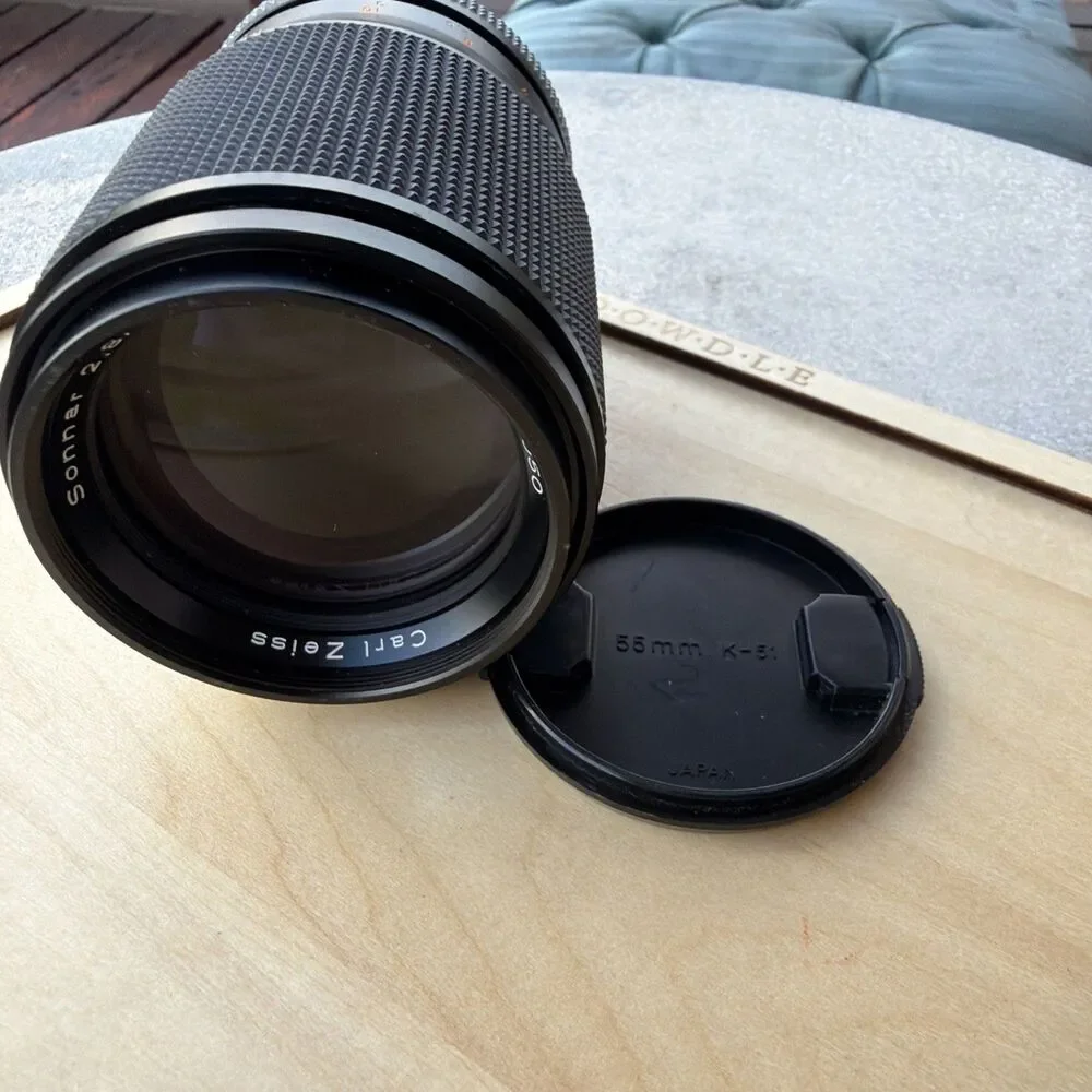Contact Carl Zeiss SonarT* 135 Mm F/2.8 Manual Focus Lens